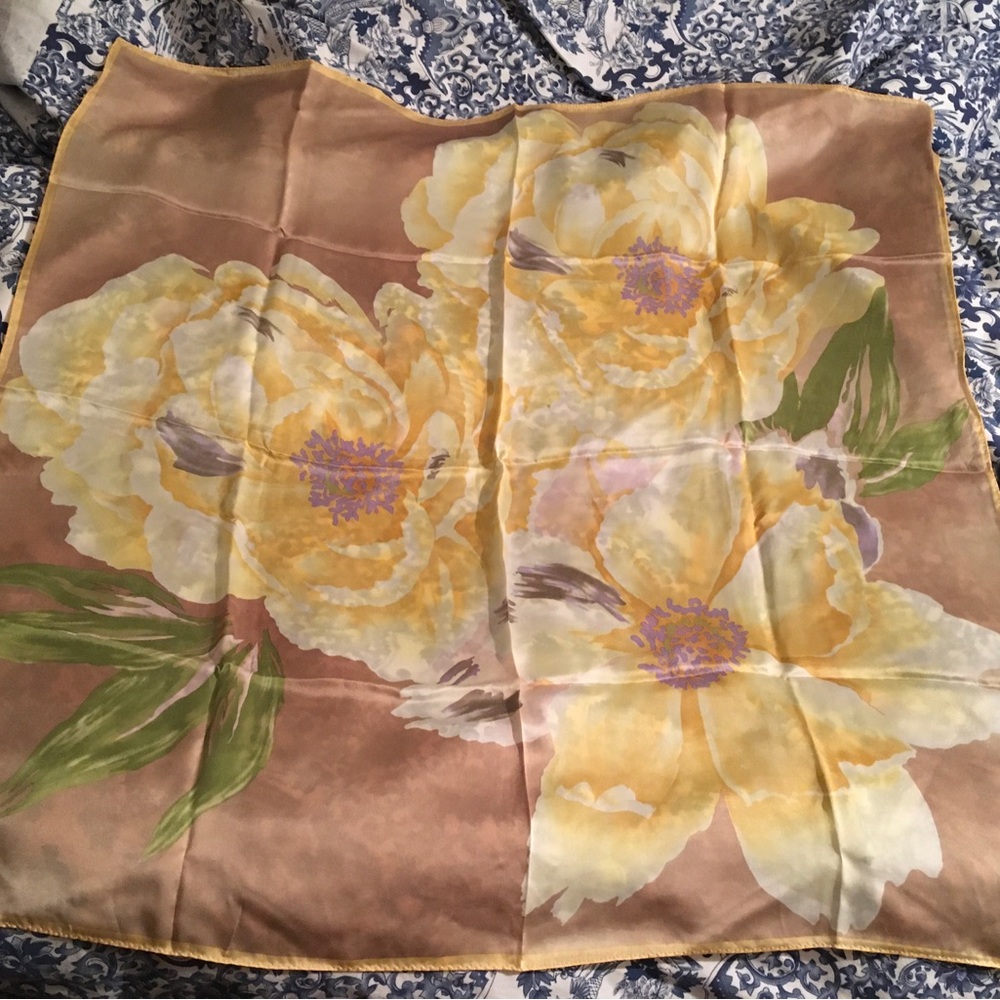 Ellen Tracy 100% Floral Silk Scarf, 34”x34”